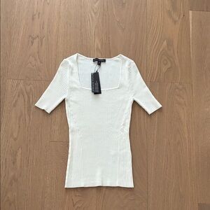 Banana Republic White Ribbed Short Sleeve Top. XS. NWT.